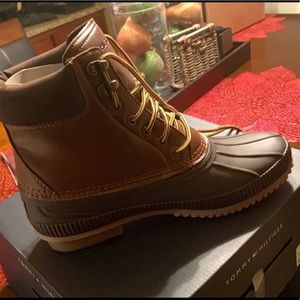 Tommy Hilfiger duck boots